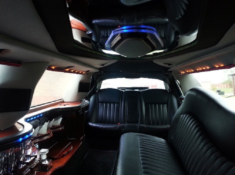 TWP Stretched Limo Interior